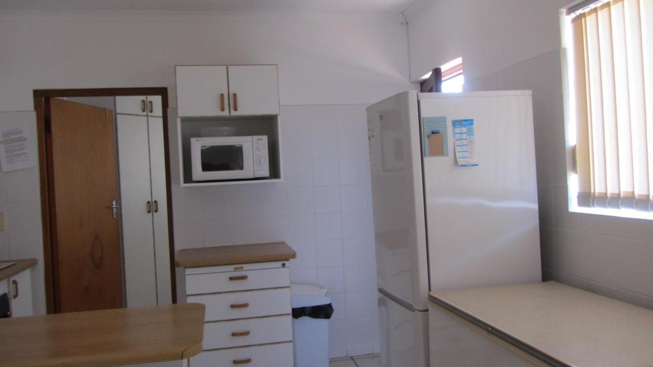 Swem Jannie Apartment Струисбай Екстериор снимка